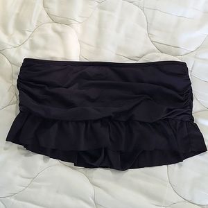 Kenneth Cole skirted swim bottom